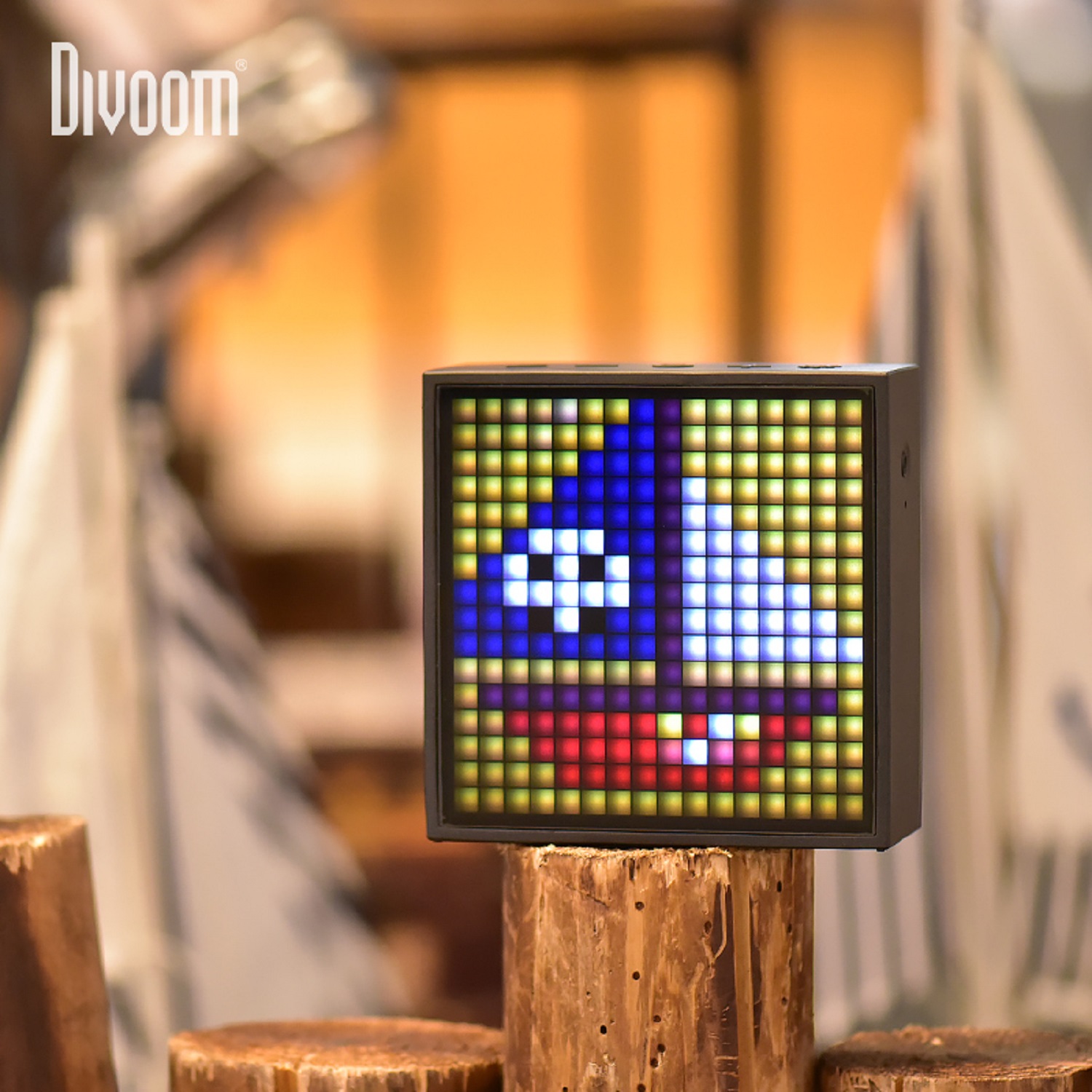 Divoom TimeBox Evo - Pixel Art Bluetooth Lautsprecher